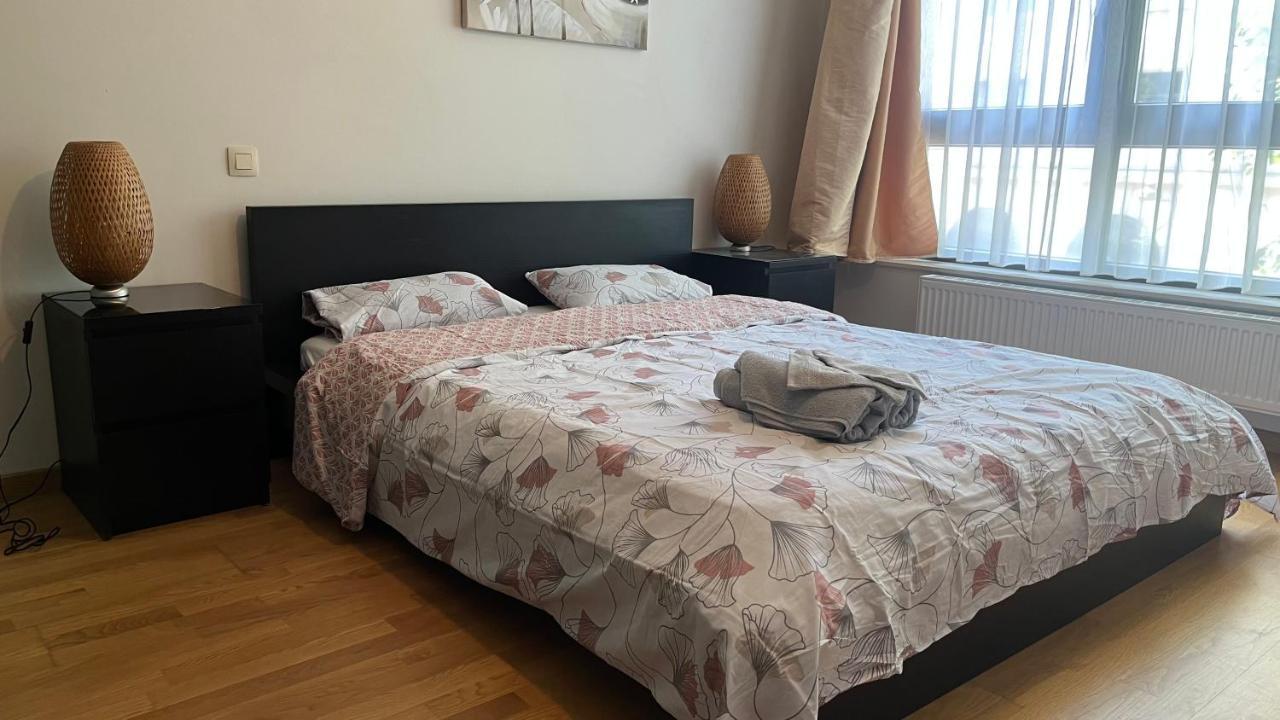 Duplex Tres Agreable Et Tres Calme Daire Brüksel Dış mekan fotoğraf